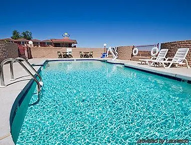 Surestay By Western Petrified Forest 2*