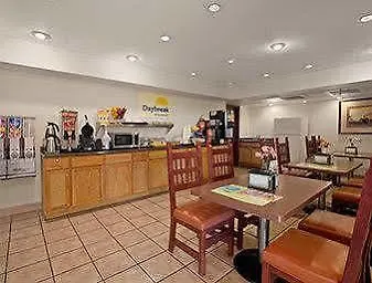 Surestay By Western Petrified Forest Hotel